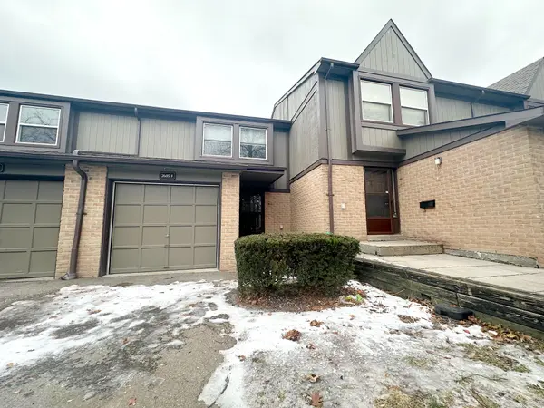 Mississauga, ON L5N 3S4,2605F Battleford RD