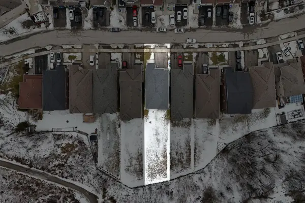 Brampton, ON L6R 0Y9,41 Rainbrook Close