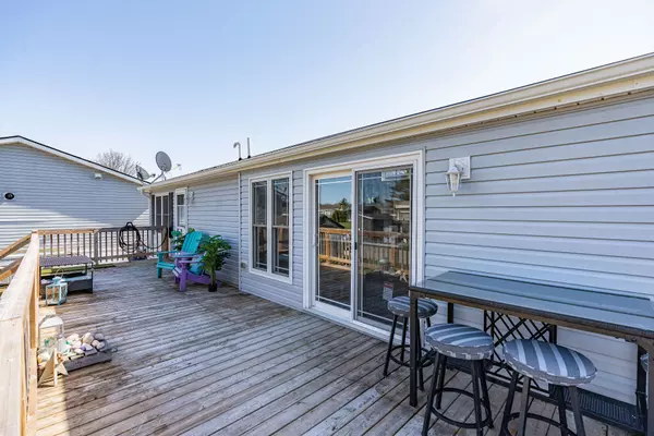 Burlington, ON L7P 0C5,4449 Milburough Line #10 Oak Street