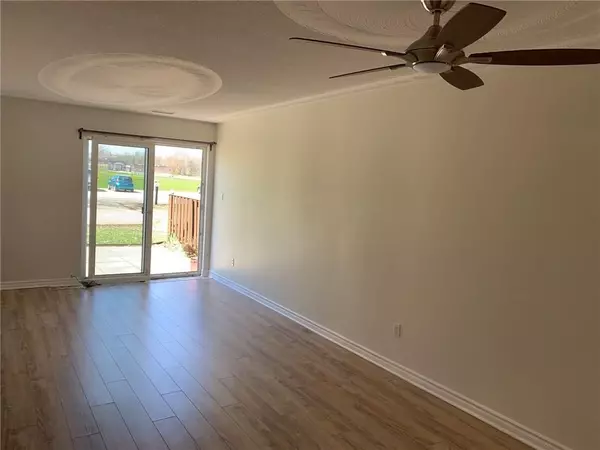 Deep River, ON K0J 1P0,1 BROCKHOUSE WAY #100