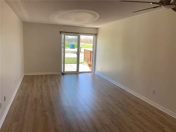 Deep River, ON K0J 1P0,1 BROCKHOUSE WAY #100