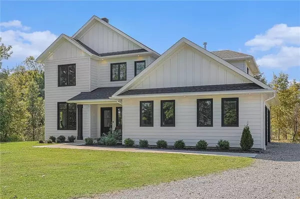 Rideau Lakes, ON K7A 4S5,49 AUTUMN DR