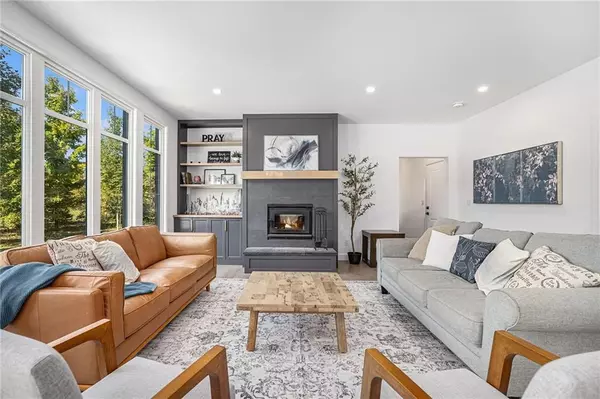 Rideau Lakes, ON K7A 4S5,49 AUTUMN DR