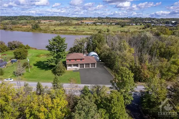 Alfred And Plantagenet, ON K0B 1L0,800 OLD HIGHWAY 17 RD