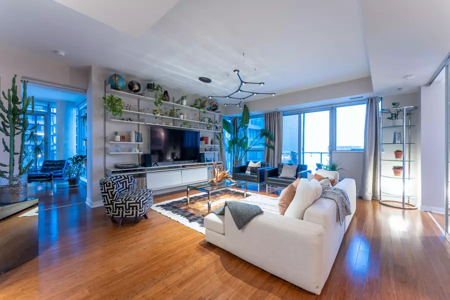 375 King ST W #2903, Toronto C01, ON M5V 1K5