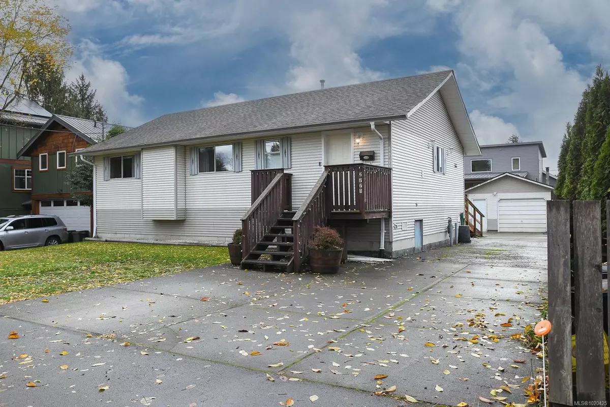 Cumberland, BC V0R 1S0,2771 Windermere Ave