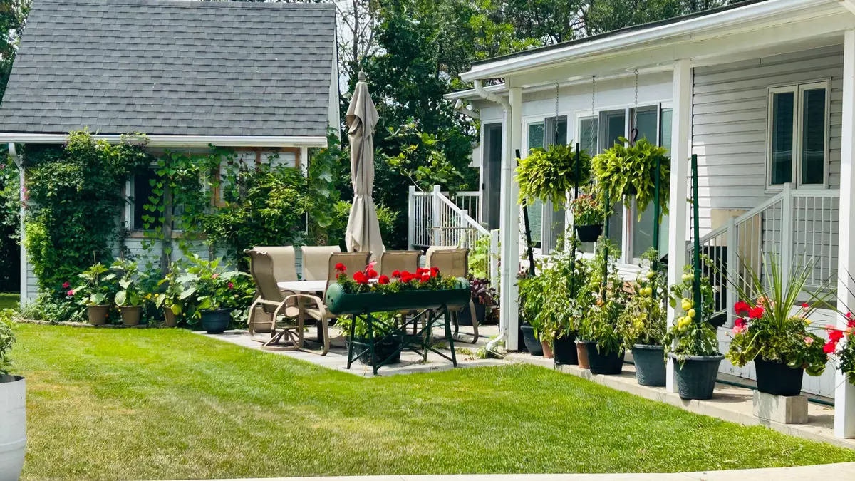 Fort Erie, ON L0S 1S1,3033 Townline RD #59