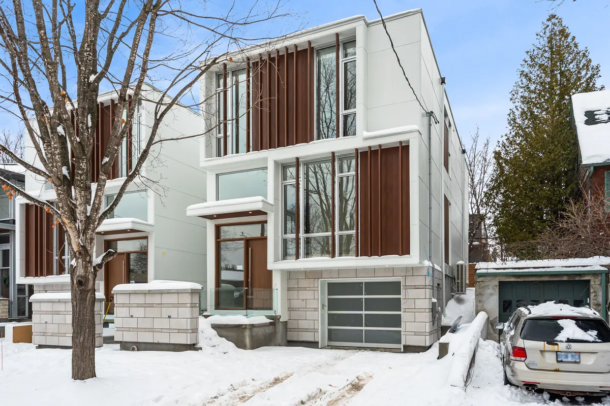 Carlingwood - Westboro And Area, ON K2A 1W7,579 Melbourne AVE