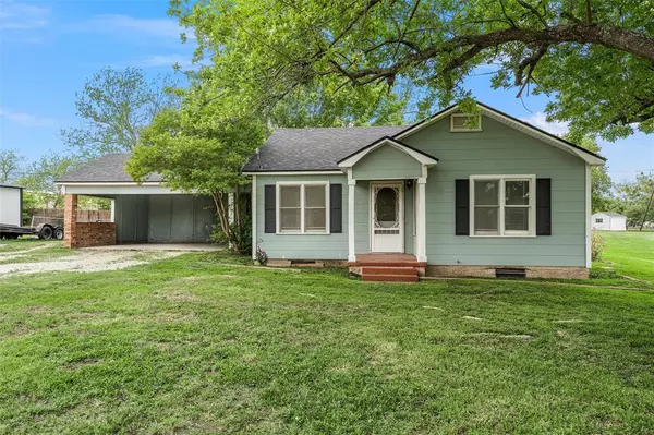 731 State Highway 320, Lott, TX 76656