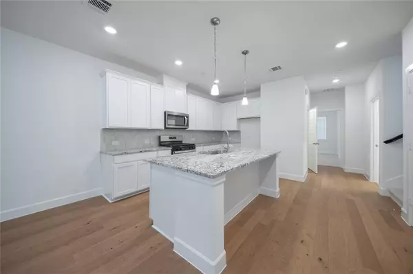 Rowlett, TX 75088,7901 Sunset Boulevard