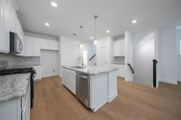 Rowlett, TX 75088,7901 Sunset Boulevard