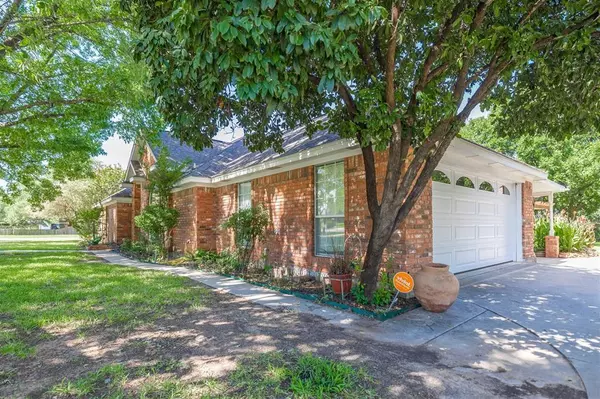 Brownwood, TX 76801,203 Lori Lane