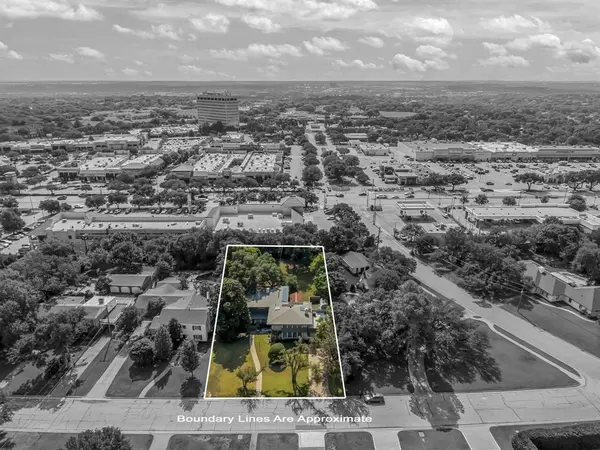 6321 Greenway Road, Fort Worth, TX 76116