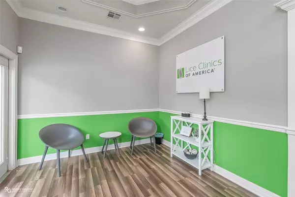 Shreveport, LA 71105,7330 Fern Ave Avenue