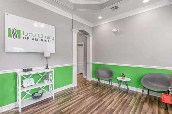 Shreveport, LA 71105,7330 Fern Ave Avenue