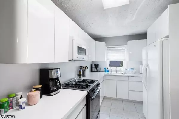 South Plainfield Boro, NJ 07080,1905 Park Ave