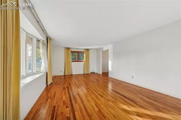 Colorado Springs, CO 80920,7424 Bell DR