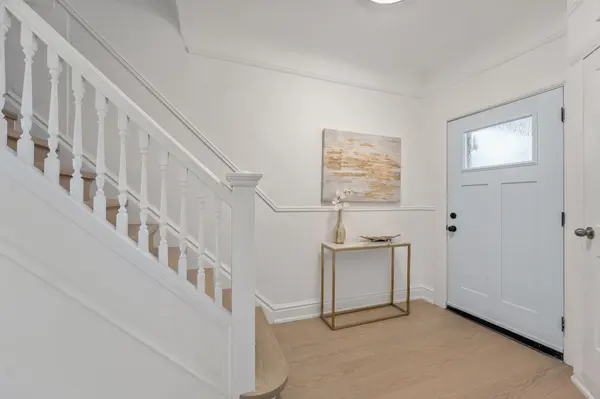 Toronto C01, ON M6J 2S4,29 Grace ST