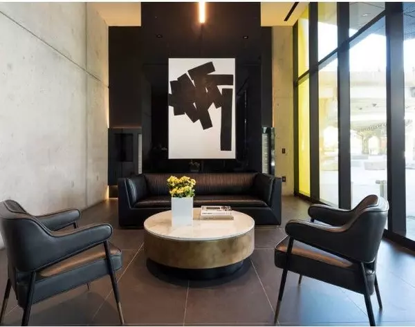 Toronto C08, ON M5A 0T4,21 Lawren Harris SQ #612