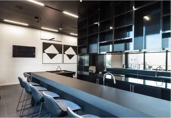 Toronto C08, ON M5A 0T4,21 Lawren Harris SQ #612