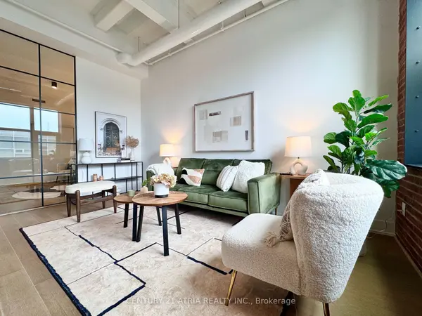 Toronto E01, ON M4M 1C3,150 Logan AVE #404