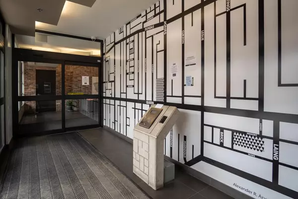 Toronto E01, ON M4M 0A6,88 Colgate AVE #208