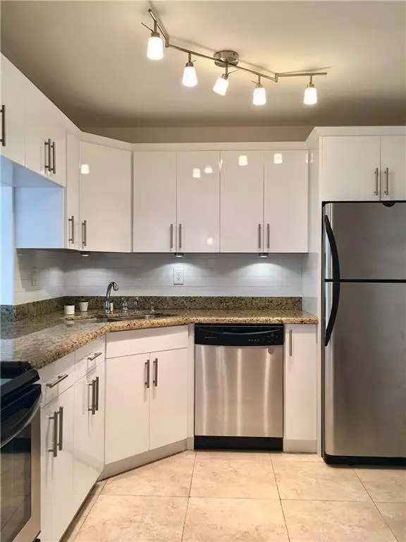 Fort Lauderdale, FL 33304,619 Orton Avenue #403