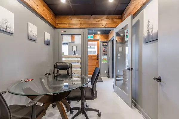 Innisfil, ON L0L 1W0,1370 Killarney Beach RD