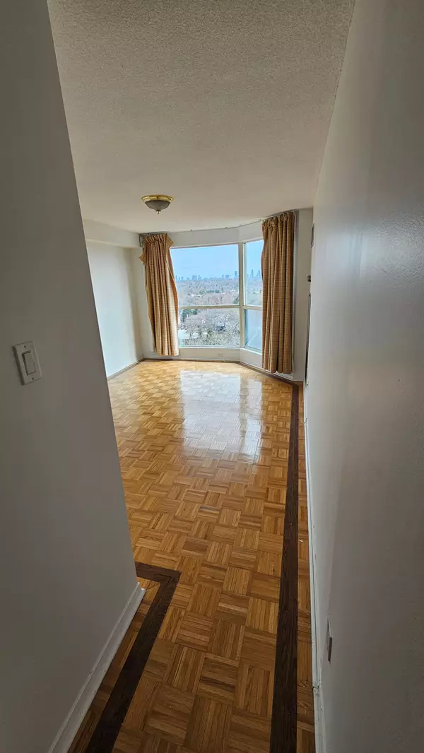 Mississauga, ON L5L 5P4,2155 Burnhamthorpe RD W #1103