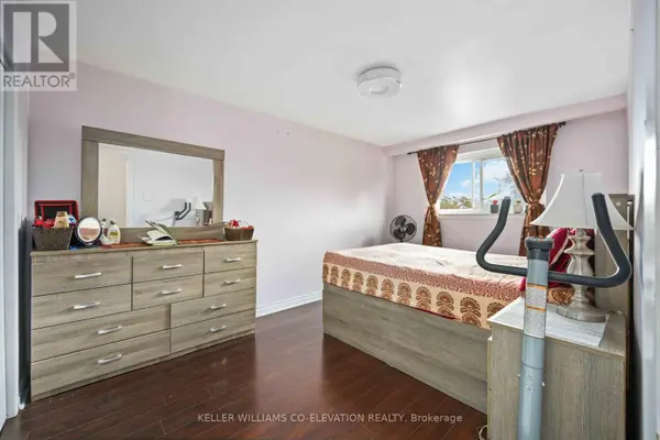 Mississauga, ON L4T 1N7,3073 Ireson CT #UPPER