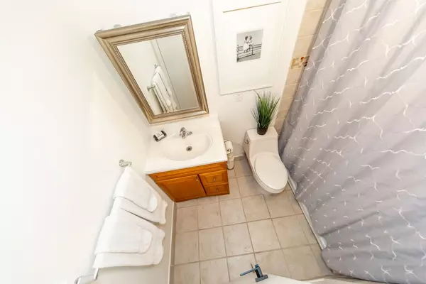 Toronto W08, ON M9A 5H5,38 Fontenay CT #1402