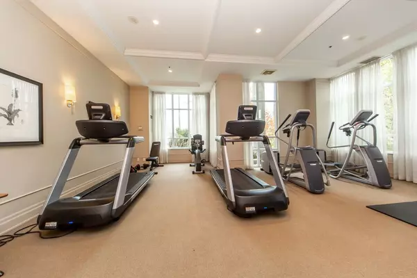 Toronto W08, ON M9A 5H5,38 Fontenay CT #1402