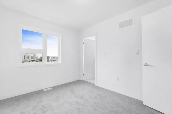 Burlington, ON L7M 2A9,4902 Valera RD