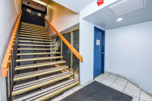 Brampton, ON L6T 1A2,1300 Steeles AVE #202