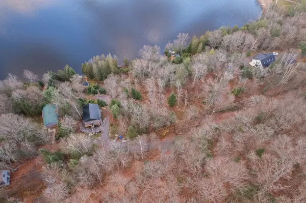 Joly, ON P0A 1Z0,5 Lodge LN