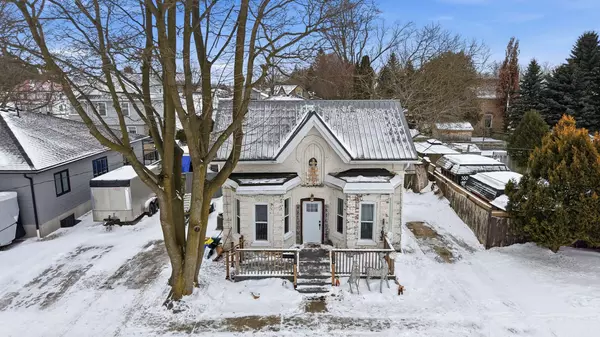 350 Lowe ST, Minto, ON N0G 2P0