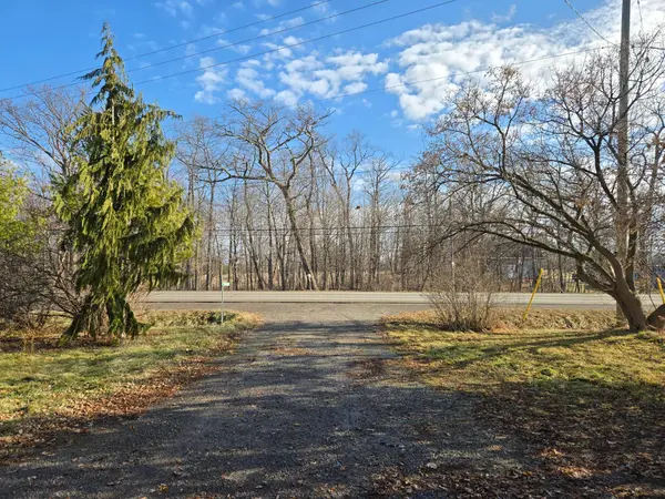 Grimsby, ON L3M 4E7,126 Mountain RD