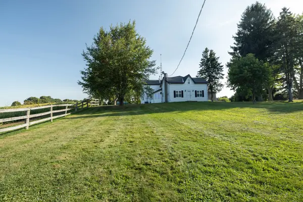 Hamilton, ON L0R 1T0,3276 Governors RD