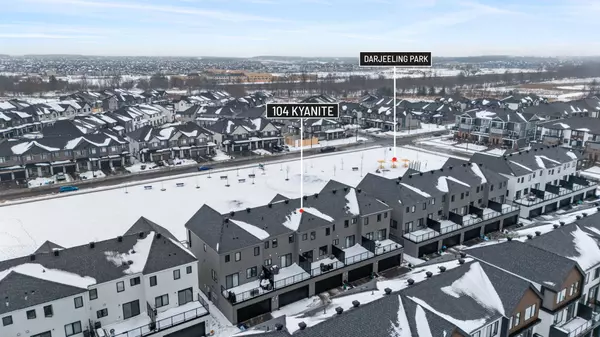 Barrhaven, ON K2J 7B5,104 Kyanite LN