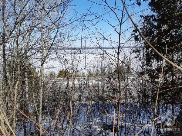 Mcnab/braeside, ON K0A 1G0,00 RIVER RD