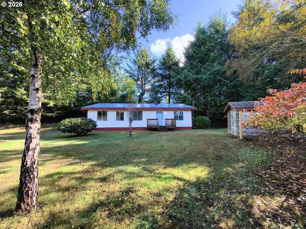 91136 Seaview LN, Coos Bay, OR 97420