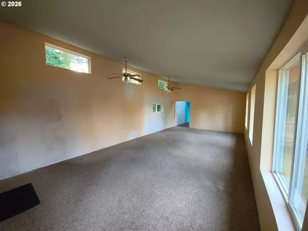 Coos Bay, OR 97420,91136 Seaview LN