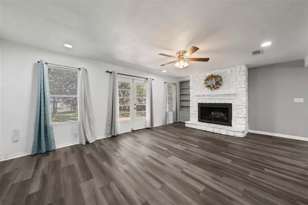 Waco, TX 76711,2128 Sunnydell Drive