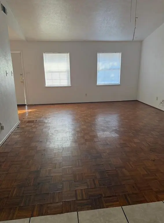 Dallas, TX 75249,7417 Sorcey Road