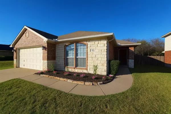 421 Kennedy Drive,  Crowley,  TX 76036