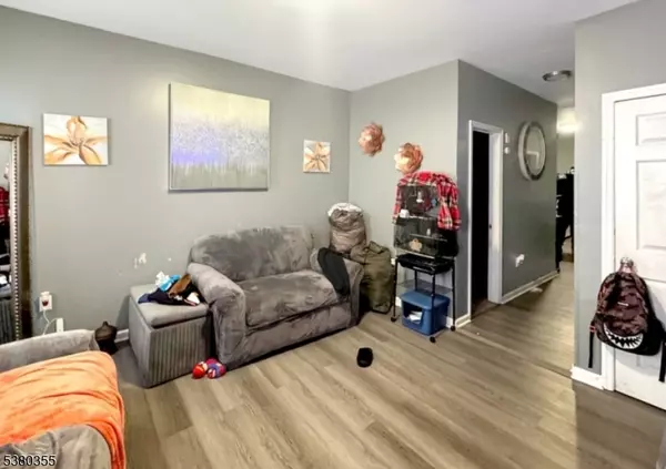 Paterson City, NJ 07524,111 Putnam St