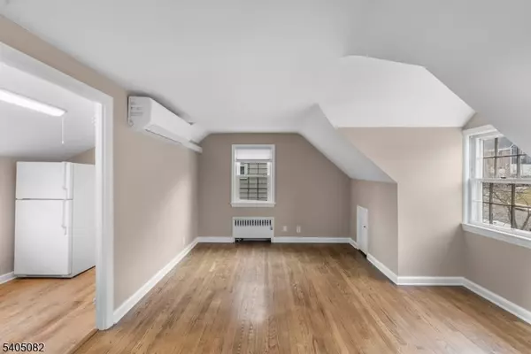 Verona Twp., NJ 07044,182 Woodland Ave