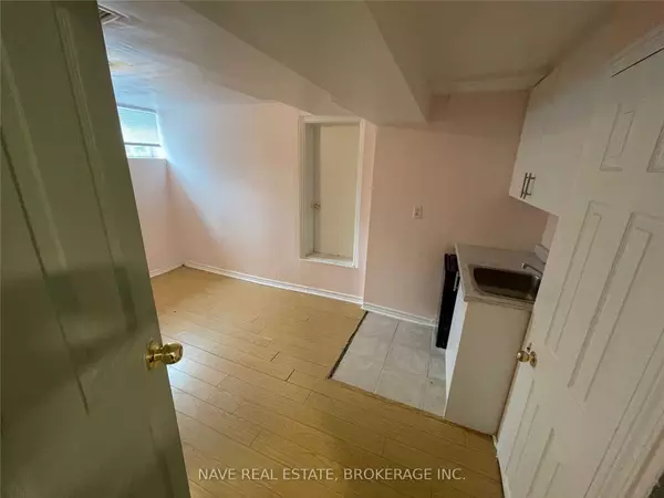 Toronto C14, ON M2M 3Y4,87 Steeles AVE E #UNIT 'A'