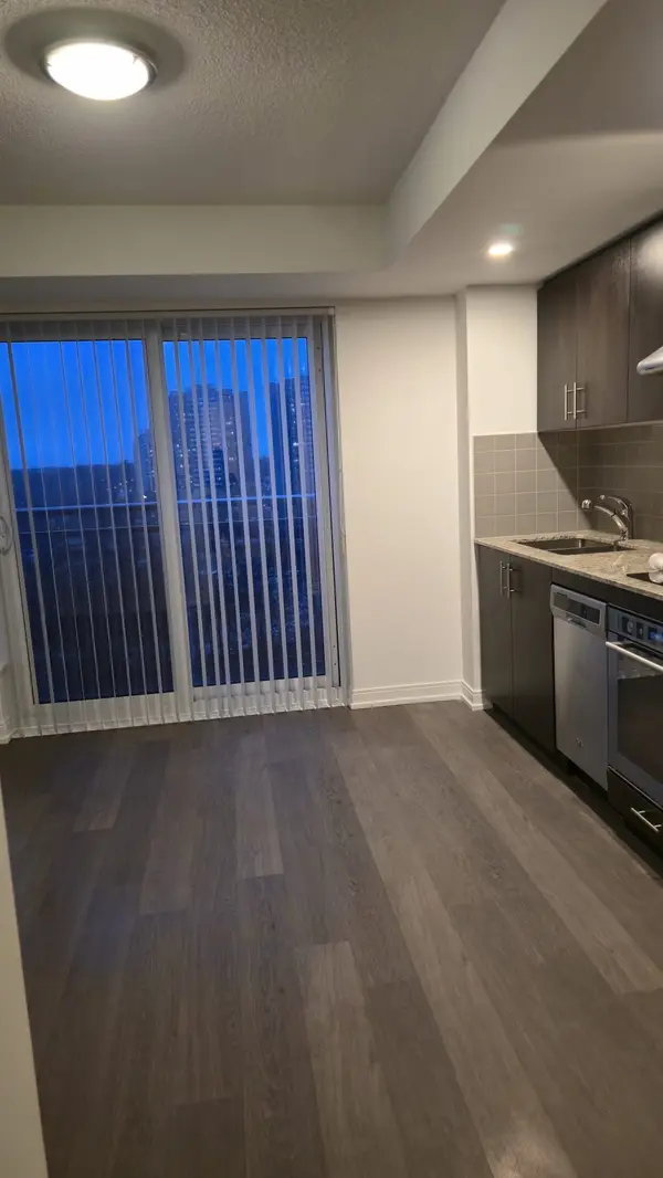 Toronto E07, ON M1S 0L7,255 Village Green SQ #708