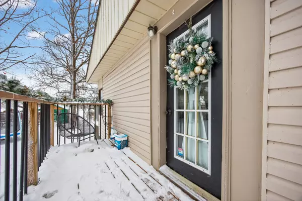 Tay, ON L0K 2C0,6 Balsam ST